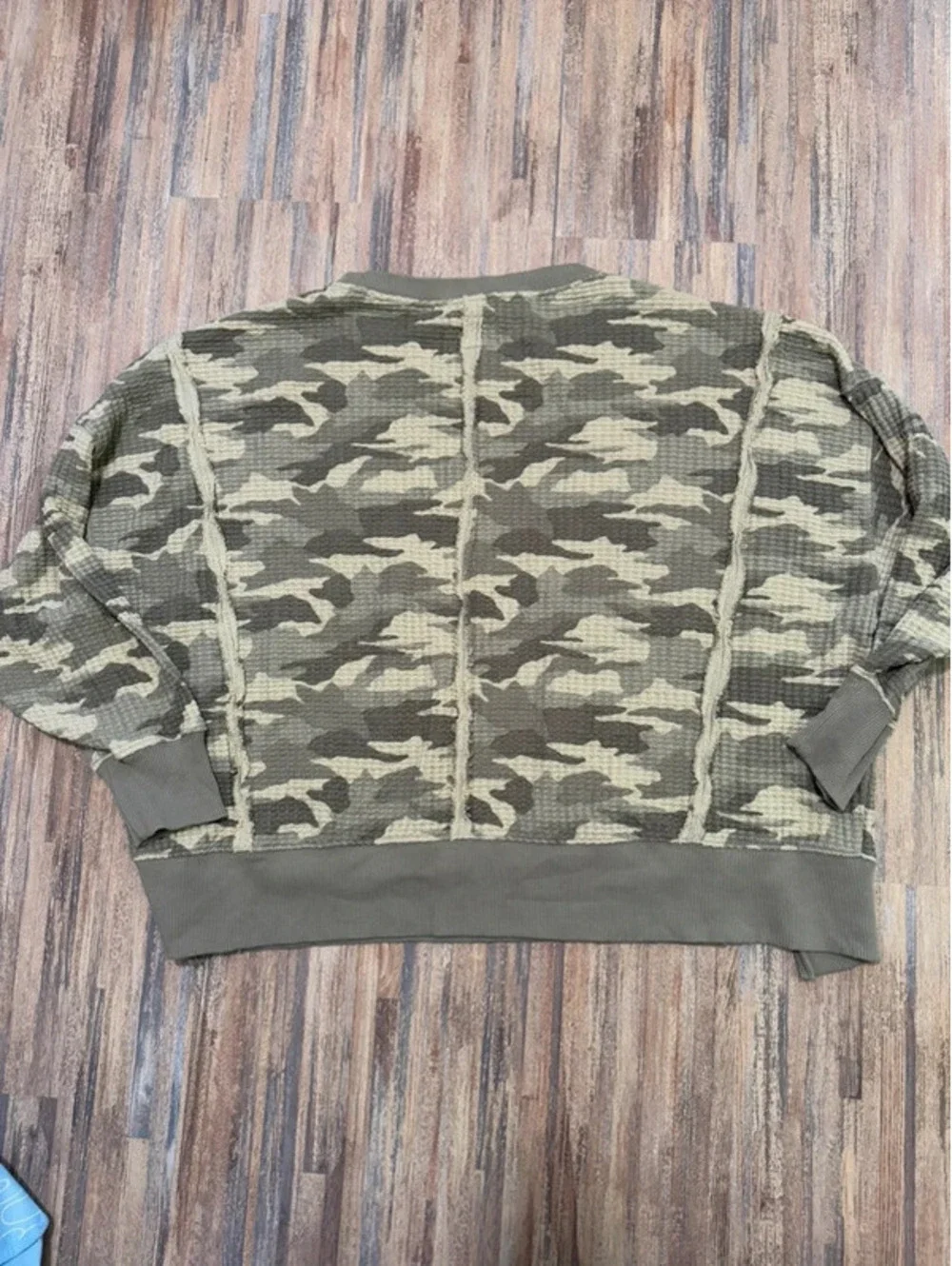 American Eagle crewneck size medium oversized - Picture 2 of 3